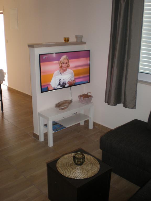 Apartment Maria Banjol Oda fotoğraf